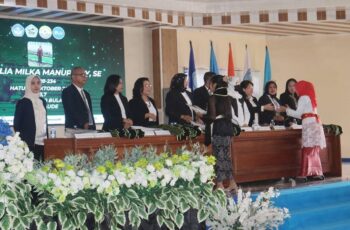 Pengukuhan Dan Penggelaran Lulusan Fakultas Ekonomi Dan Bisnis Universitas Pattimura